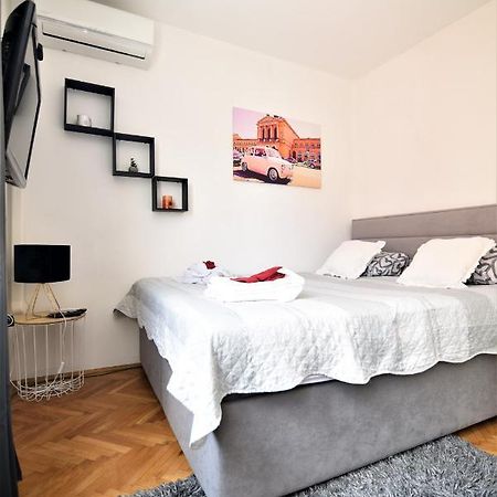 Gretanola Studio In Zagreb, Parking, Self Check-In Buitenkant foto