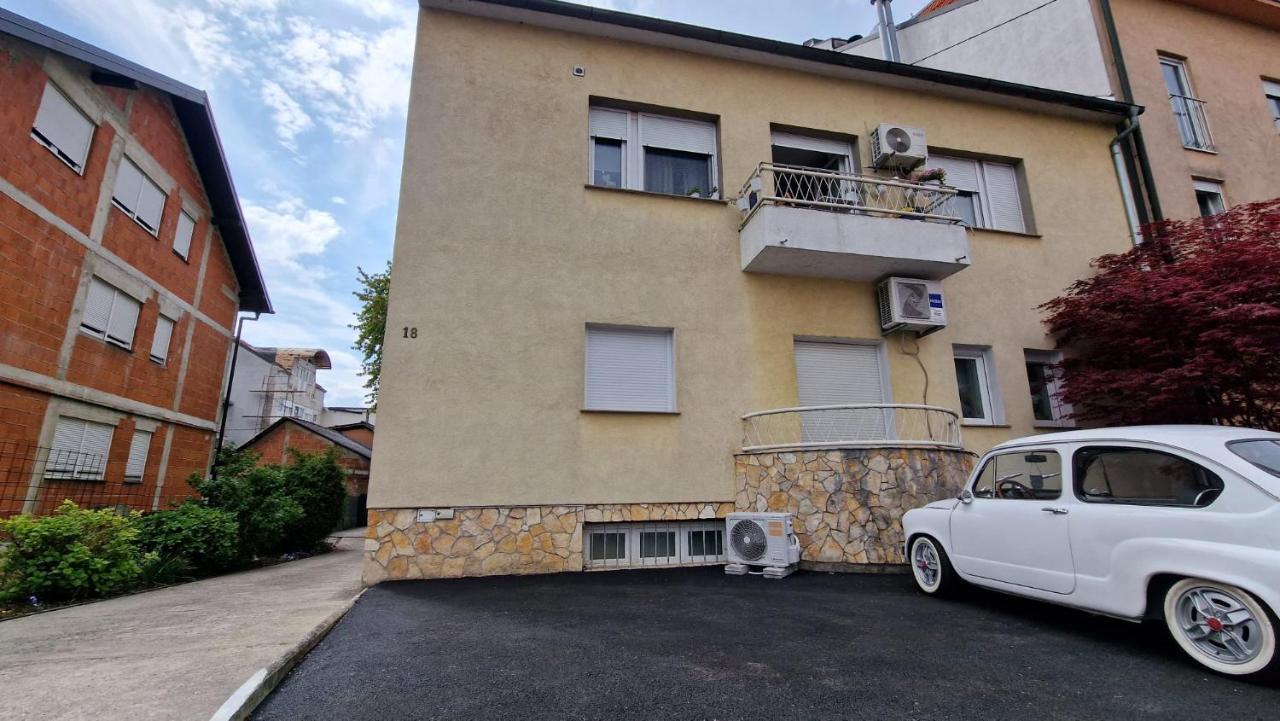 Gretanola Studio In Zagreb, Parking, Self Check-In Buitenkant foto
