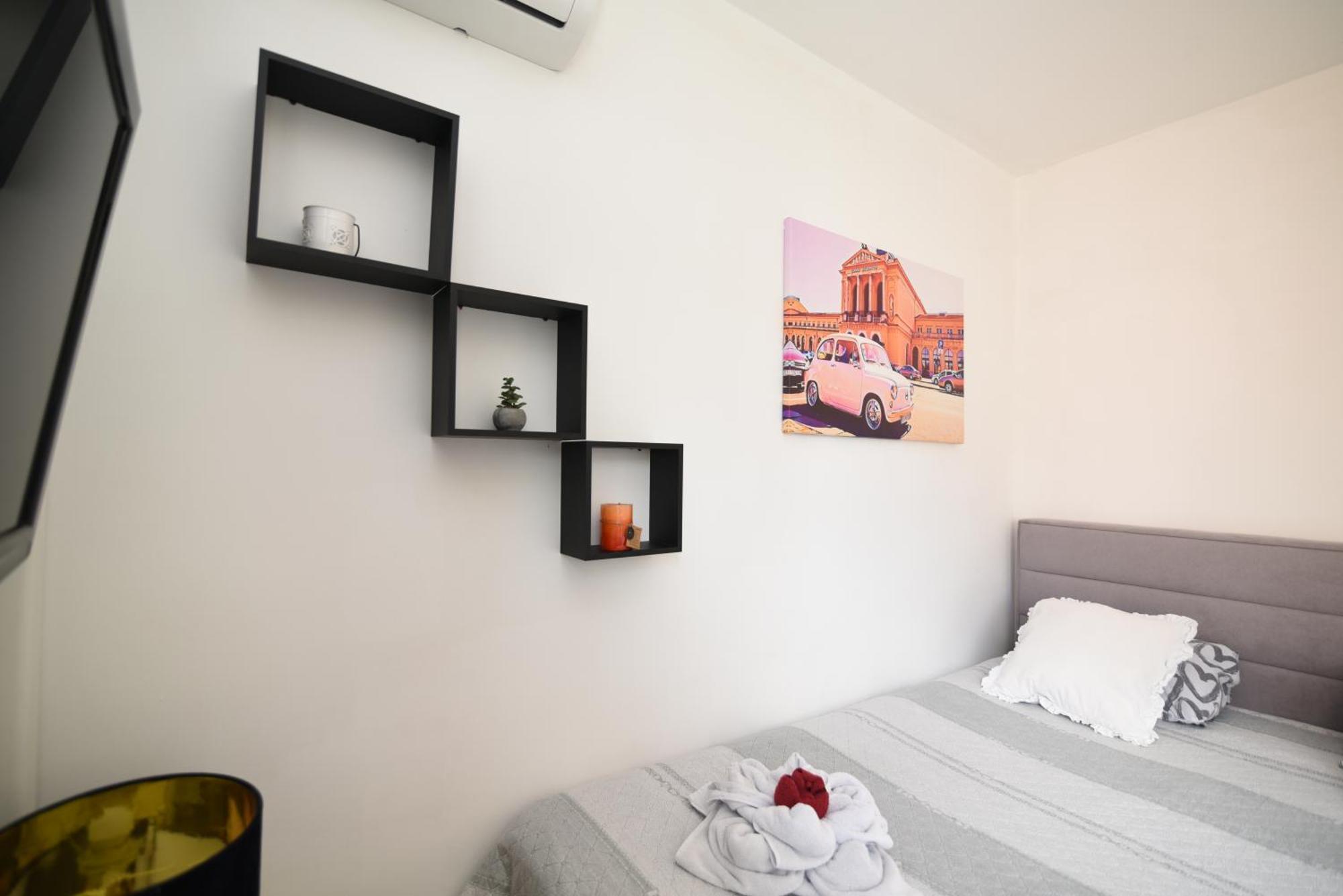 Gretanola Studio In Zagreb, Parking, Self Check-In Buitenkant foto